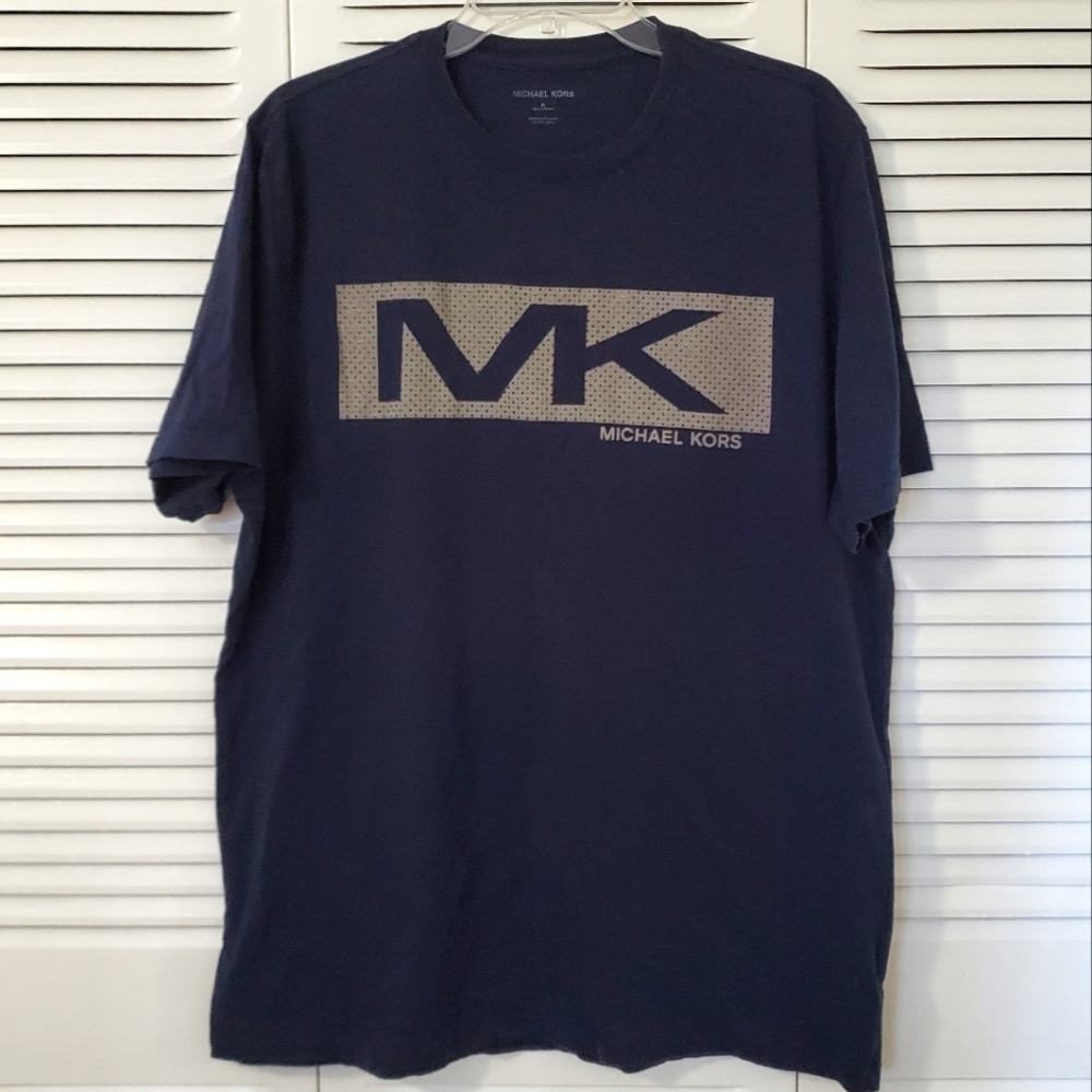Michael Kors navy tshirt size xl